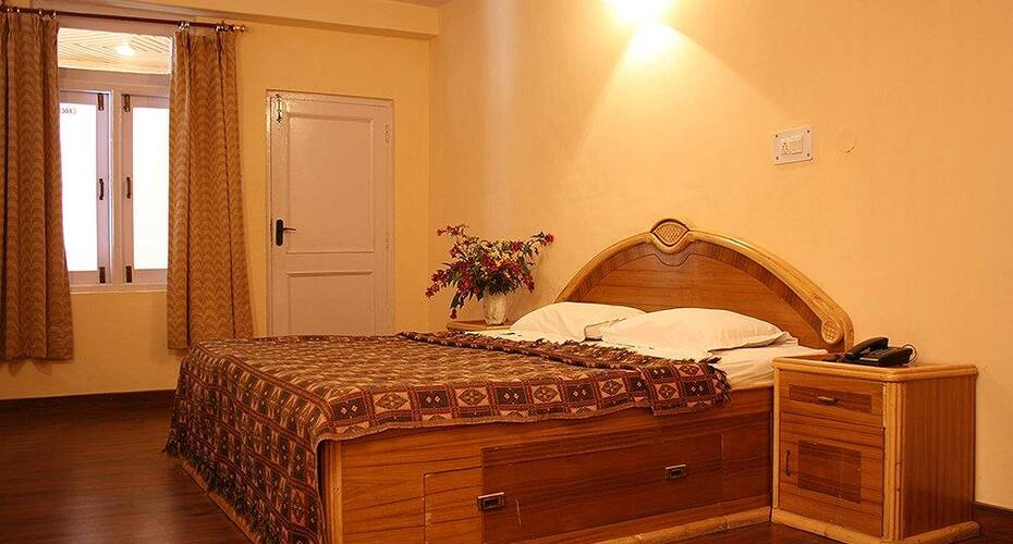Hotel Woodpark, Shimla 4